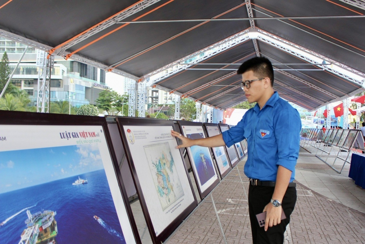 photo exhibition affirms vietnam s sovereignty over paracel, spratly islands picture 6