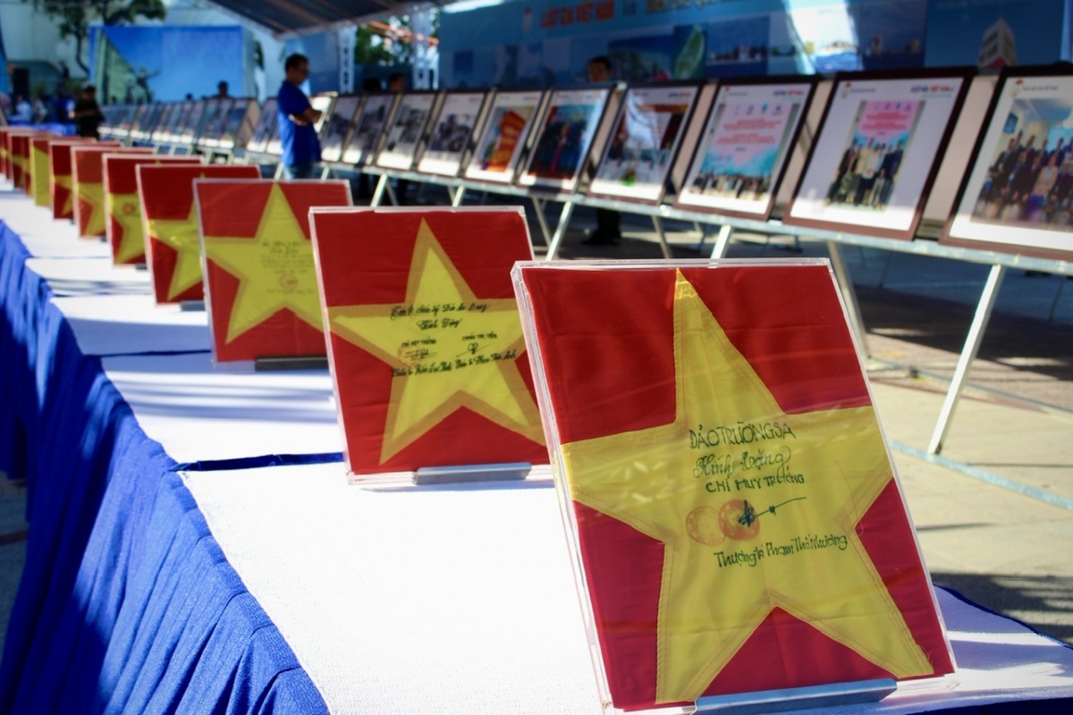 photo exhibition affirms vietnam s sovereignty over paracel, spratly islands picture 7