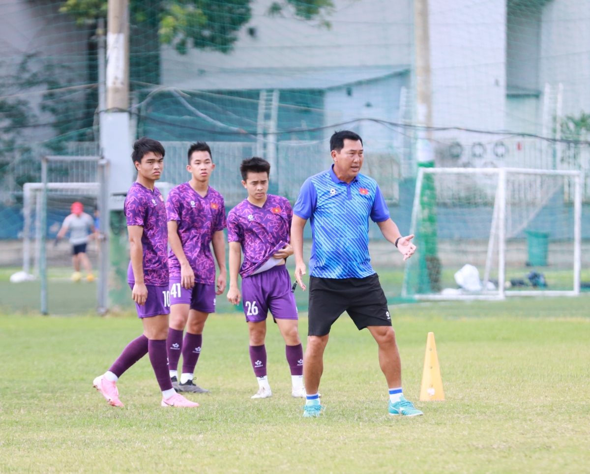 Khai mạc giải U19 Đông Nam Á 2024: U19 Việt Nam tranh tài cùng 11 đối thủ