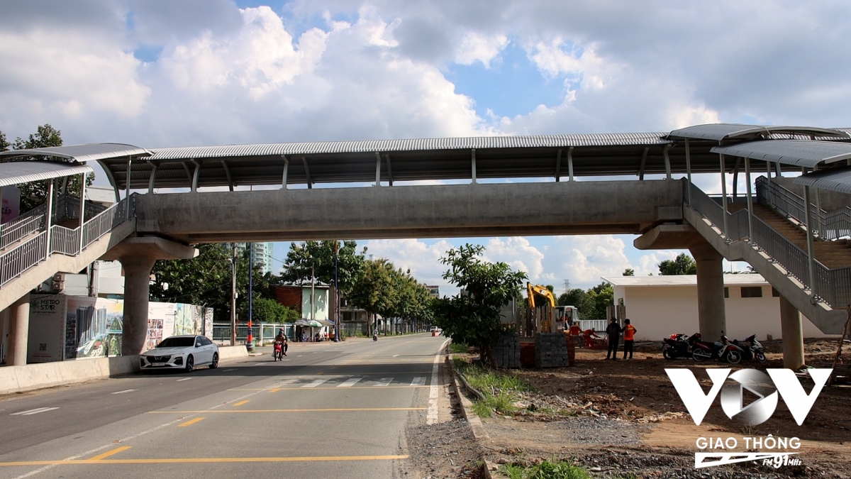 Day nhanh tien do hoan thanh 9 cau bo hanh noi ga metro ben thanh - suoi tien hinh anh 9