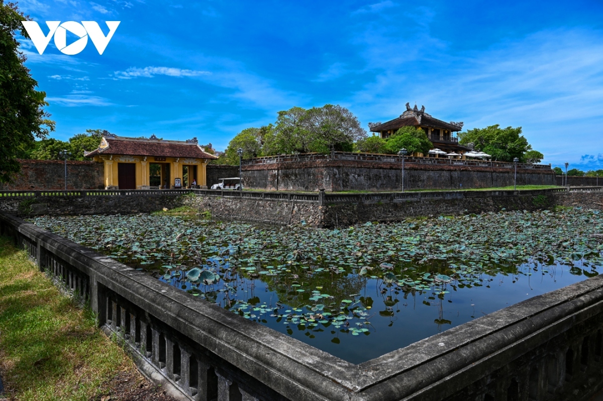 a close look at the four gates into the hue imperial citadel picture 12