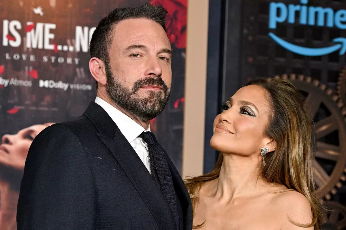 Jennifer Lopez nộp đơn ly hôn Ben Affleck sau 2 năm kết hôn