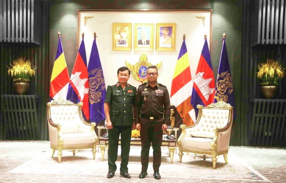 Vietnam, Cambodia fortify defence ties