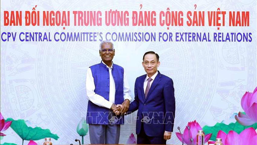 truong ban Doi ngoai trung uong hoi dam voi tong bi thu Dang cong san An Do hinh anh 1