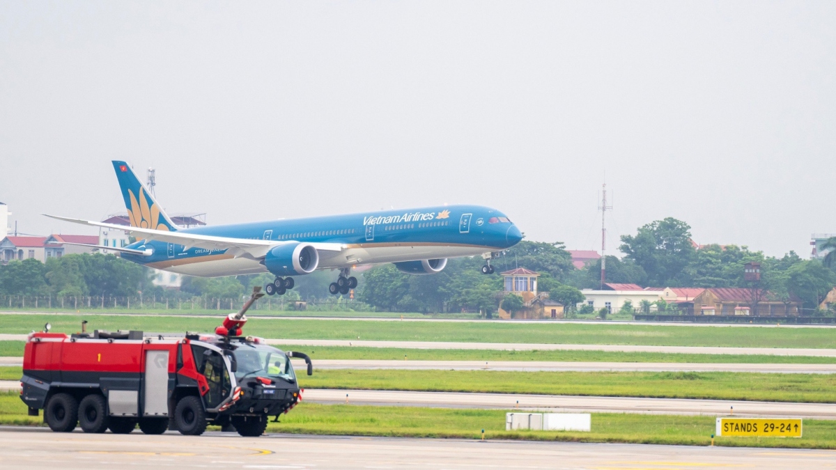 kham pha sieu may bay than rong boeing 787-10 cua vietnam airlines hinh anh 15