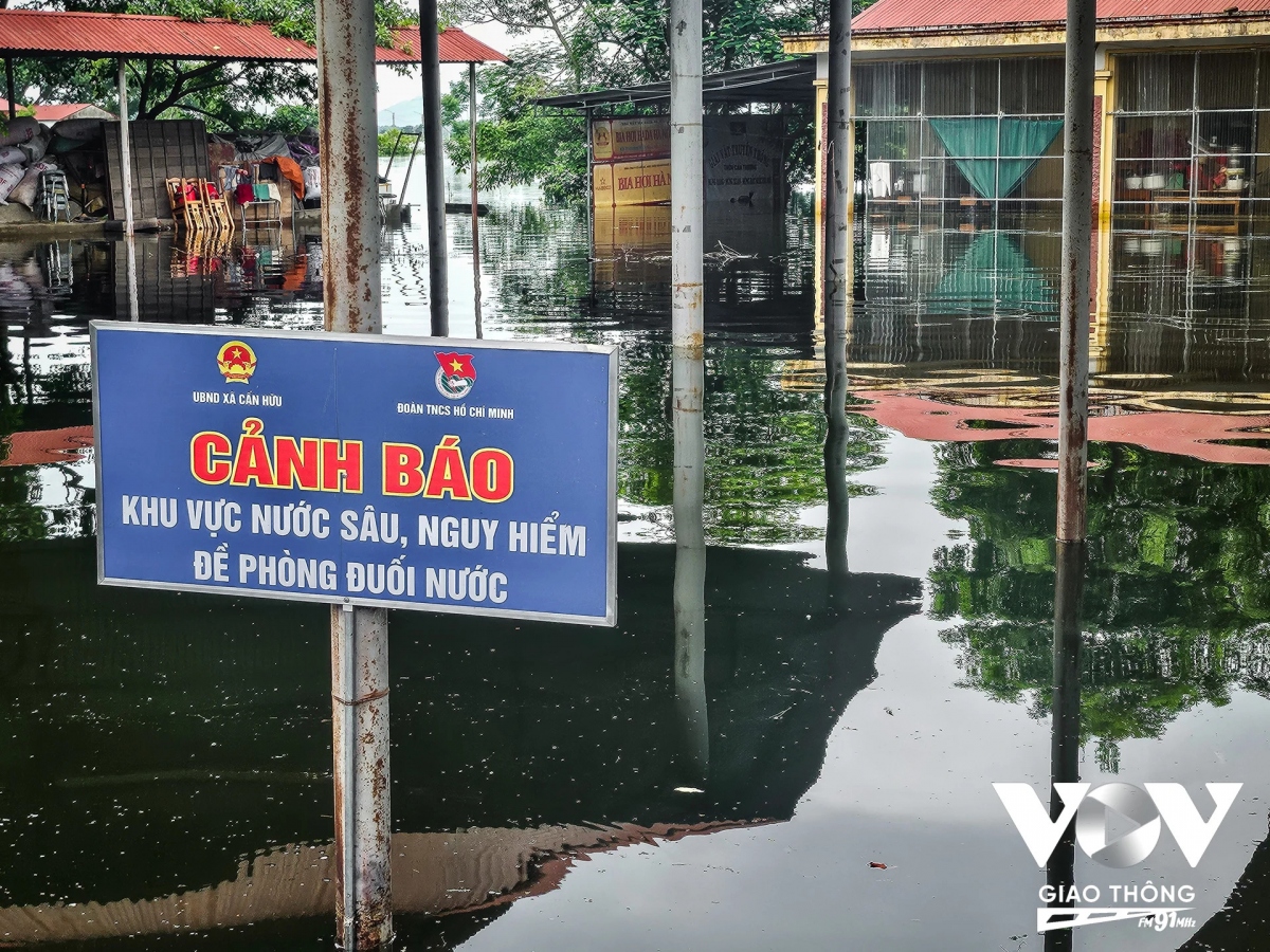 Chống ngập, đừng chỉ loay hoay với giải pháp công trình