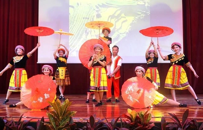 cultural exchange connects vietnam-malaysia friendship picture 1