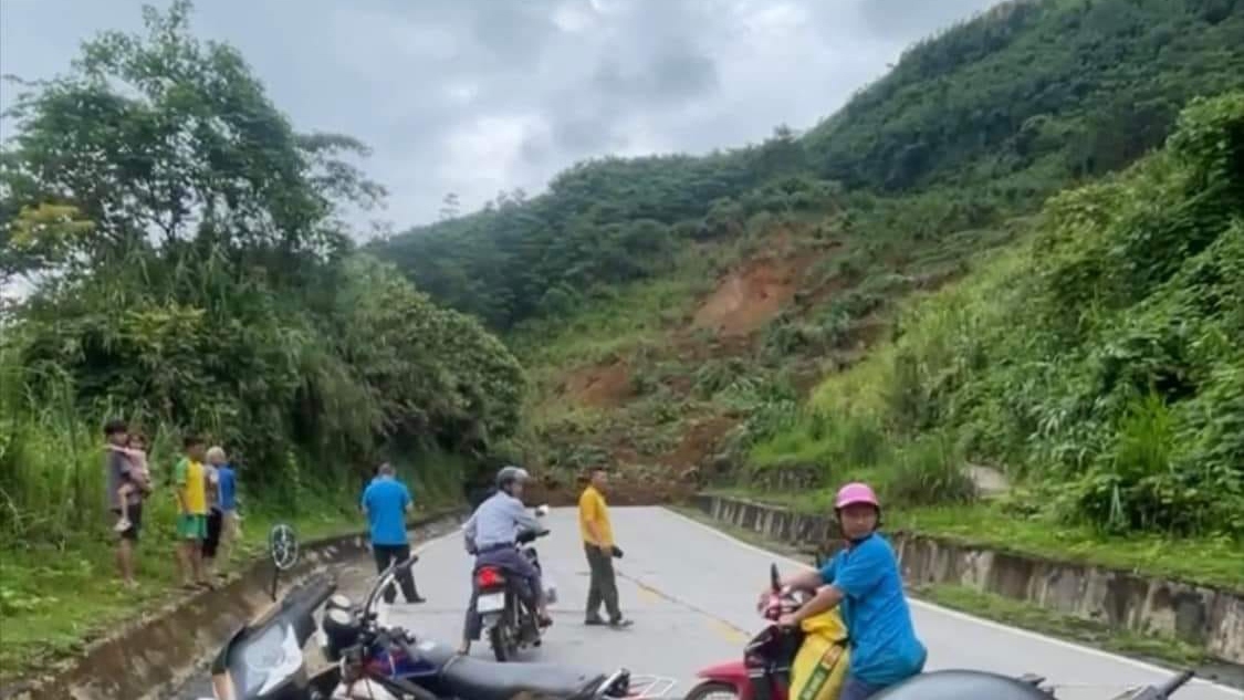 Dat da sat lo vui lap quoc lo 279 tai lao cai hinh anh 1