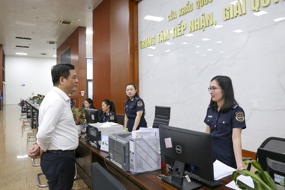 tang khai thac cong nghiep va thuong mai, nang luong va khoang san cua lao cai hinh anh 2