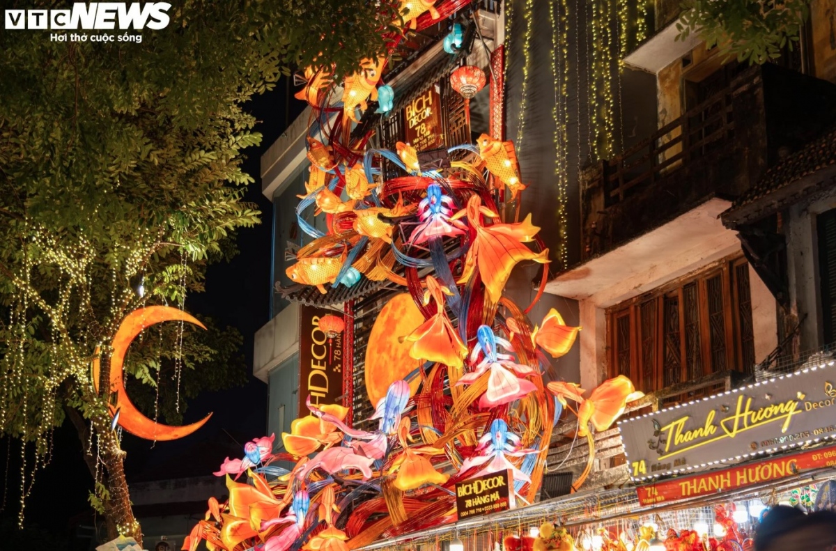 hang ma street gets hectic as mid-autumn festival nears picture 3