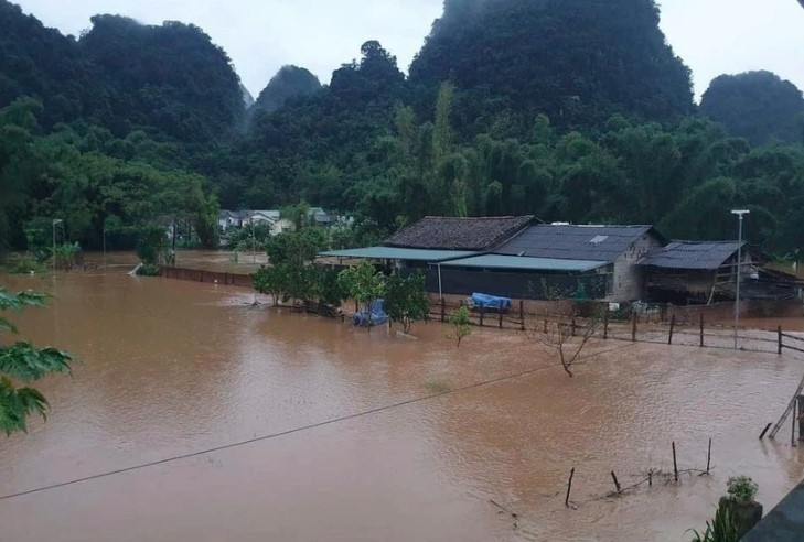 pm instructs proactive response to floods, landslides in northern region picture 1