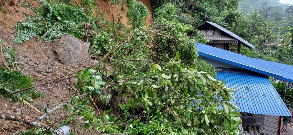 bac kan 3 nguoi bi thuong va 227 ngoi nha hu hai do sat lo dat hinh anh 3