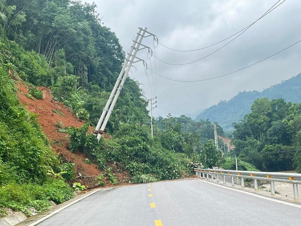 bac kan 3 nguoi bi thuong va 227 ngoi nha hu hai do sat lo dat hinh anh 4