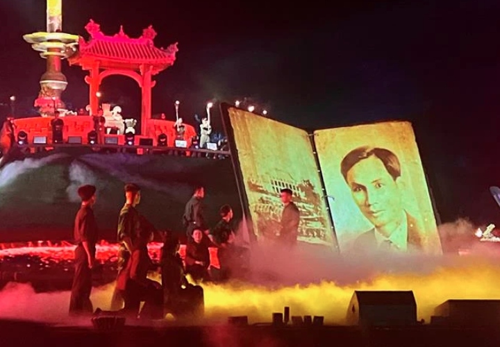 quang tri artistic programme honours fallen soldiers, desire for peace picture 1