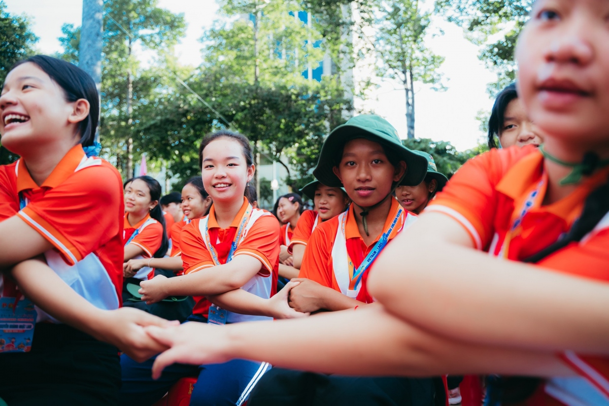 vietnam-laos-cambodia youth festival attracts nearly 200 students picture 5