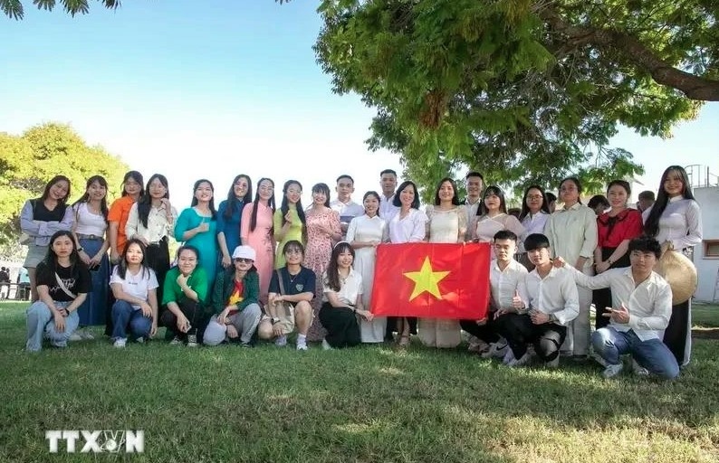 vietnamese agriculture trainees complete refresher course in israel picture 1