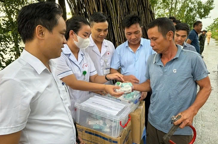 Hà Nội thành lập 5 tổ chống dịch cơ động tại vùng ngập úng Chương Mỹ, Quốc Oai