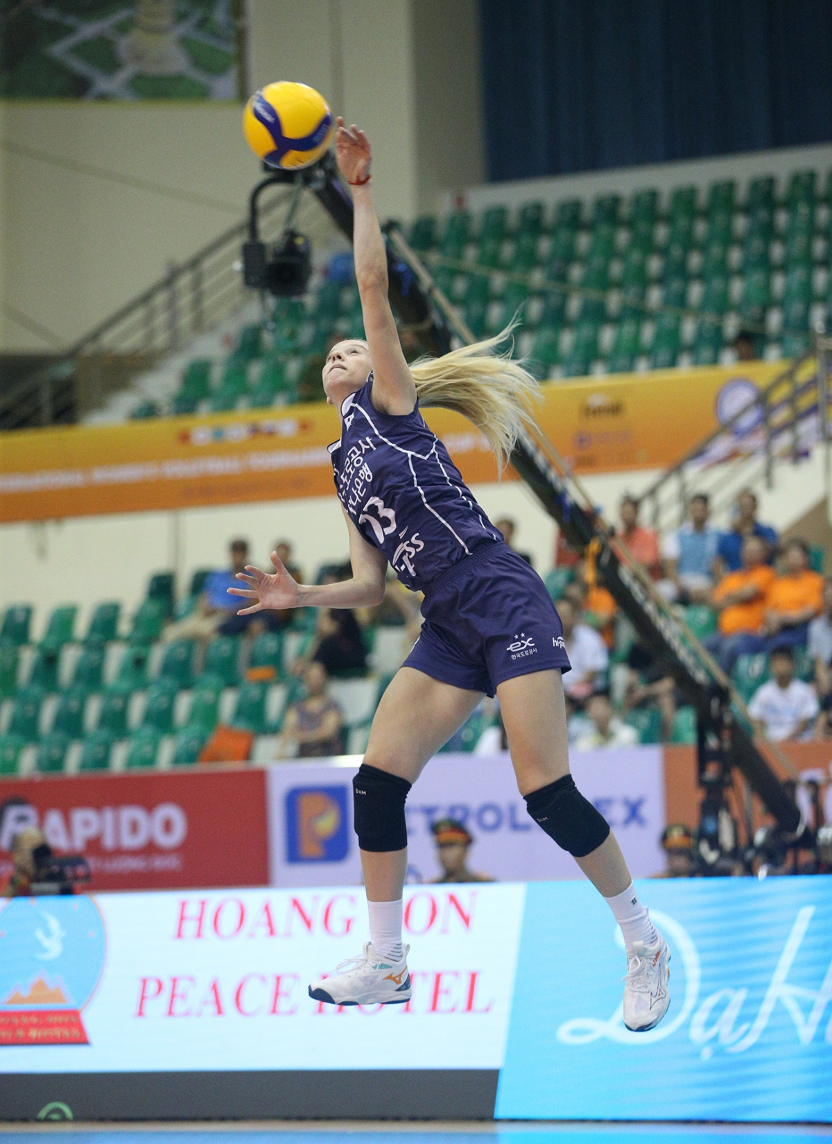 vietnam s first win at vtv international women s volleyball cup picture 9