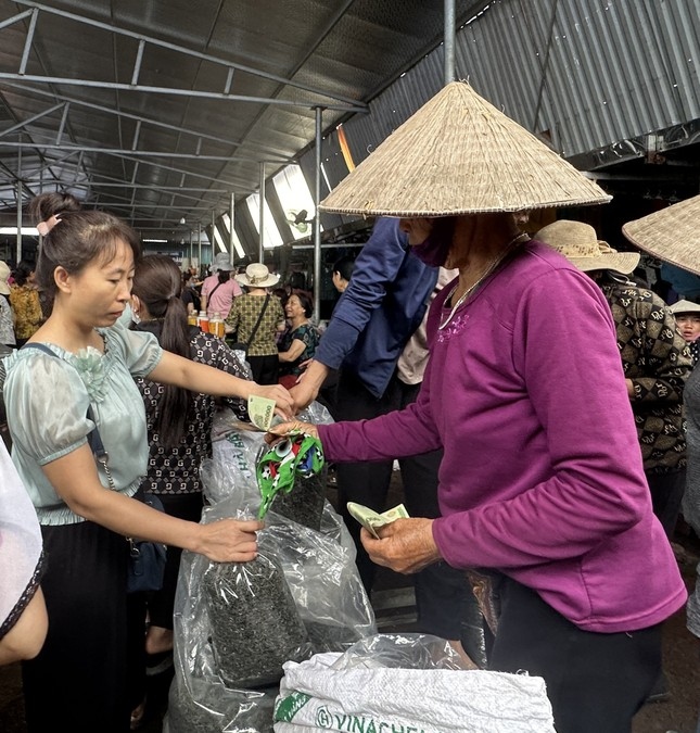 vung che dac san tan cuong Dang long vi che mat gia hinh anh 2