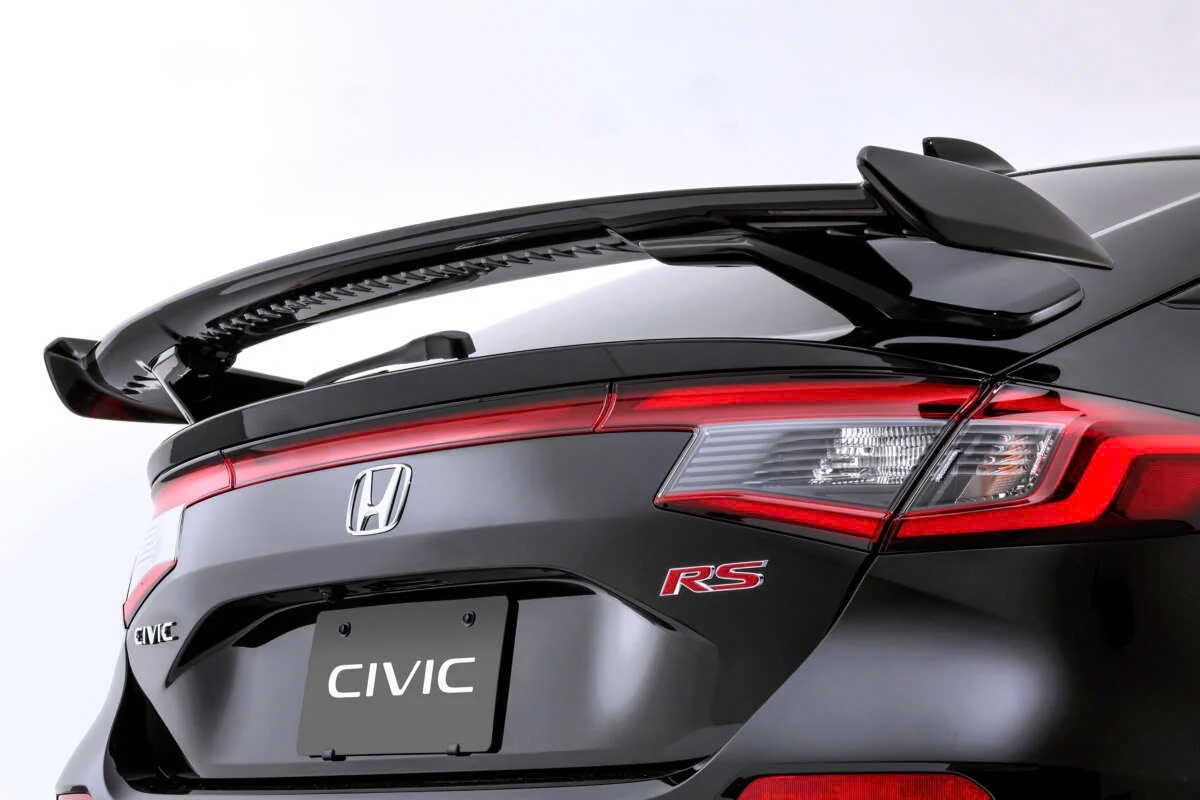 Honda Civic 2024 với bộ phụ kiện dành cho thị trường Nhật Bản