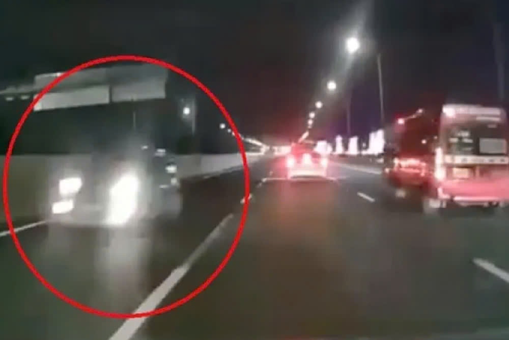 Danh tính tài xế ô tô đi ngược chiều ở làn 120km/h trên cao tốc Hà Nội