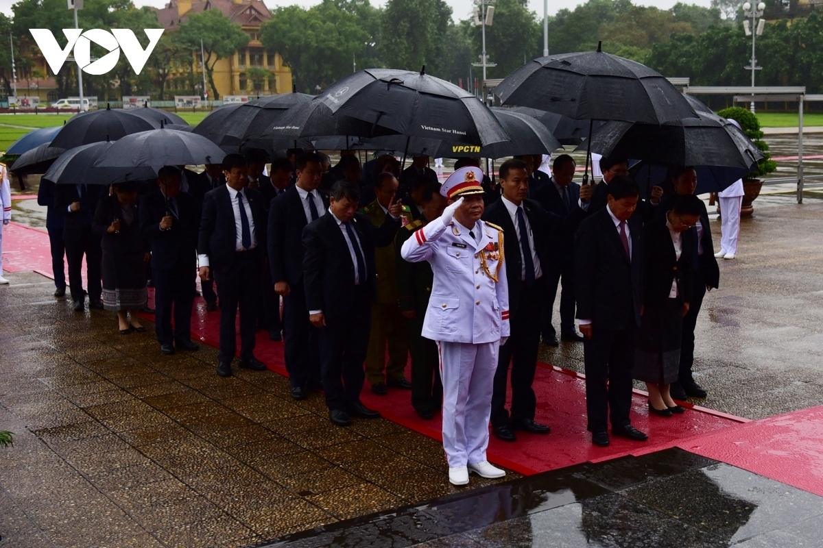 lao leader thongloun sisoulith s vietnam visit in the spotlight picture 11