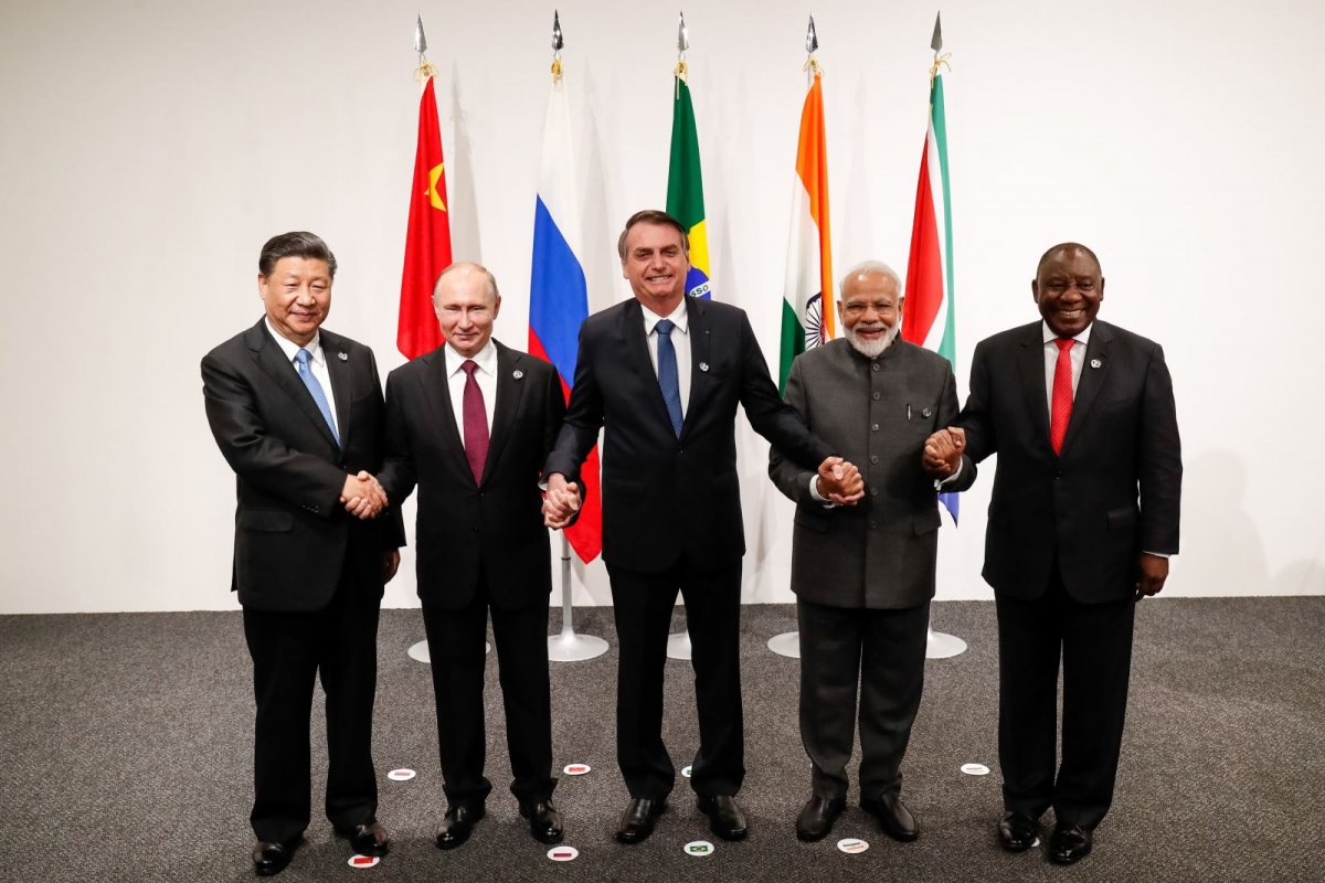 tho nhi ky de xuat gia nhap brics hinh anh 1