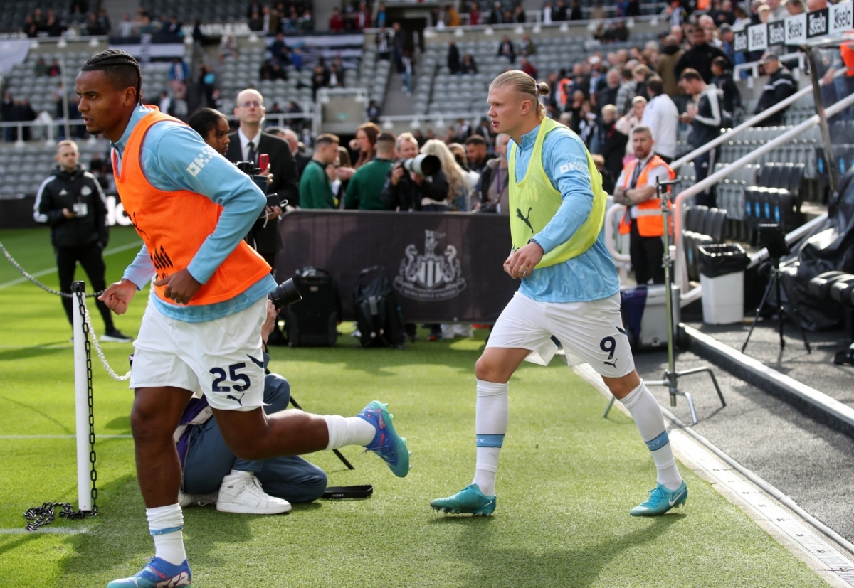 haaland vo duyen ki la, man city-khong-rodri hoa hu via tren san newcastle hinh anh 9