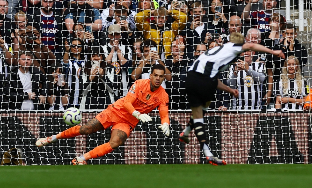 haaland vo duyen ki la, man city-khong-rodri hoa hu via tren san newcastle hinh anh 23