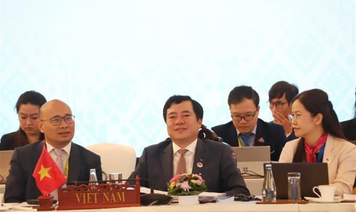 vietnam makes positive contributions to regional economic connectivity picture 1