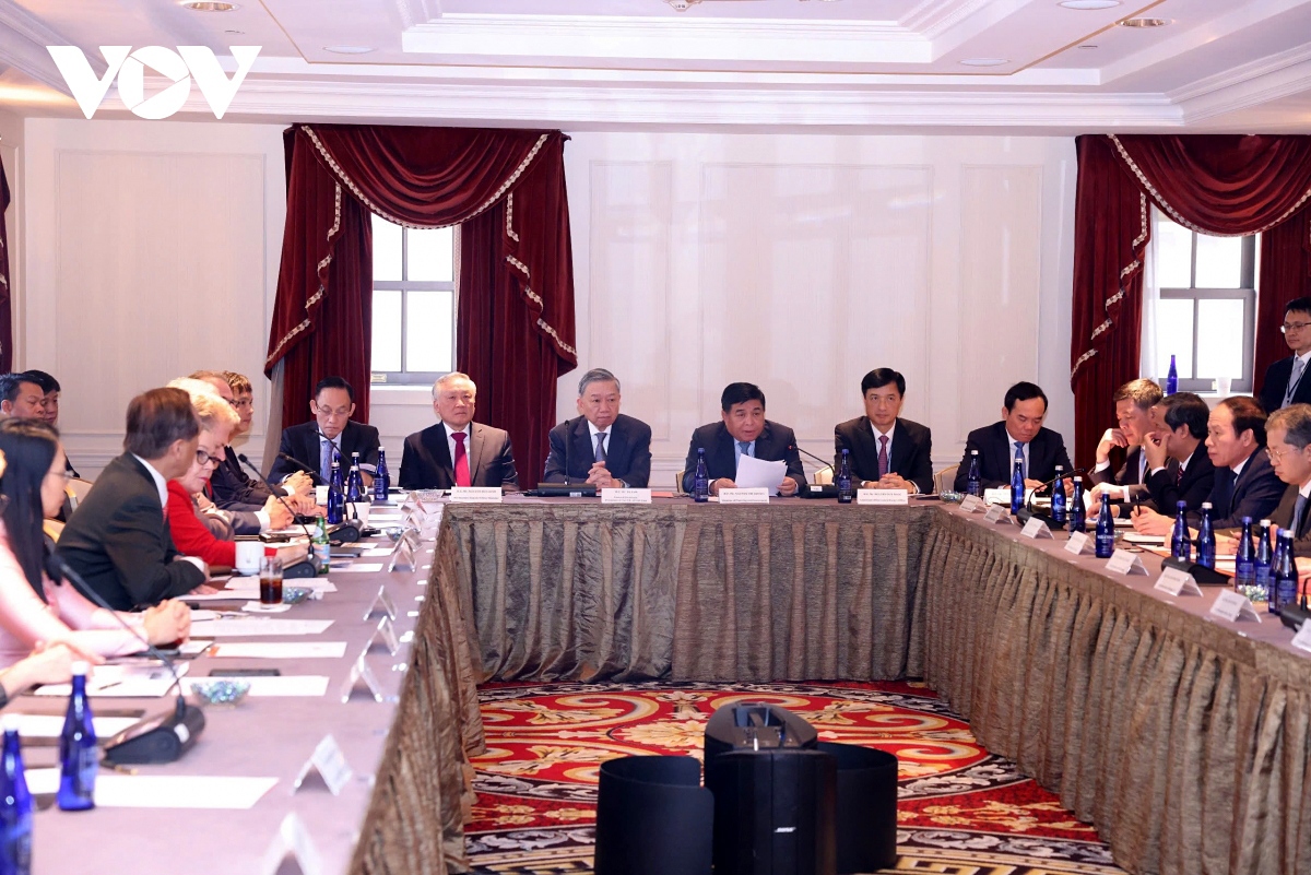 more opportunities ahead for vietnam us cooperation in semiconductor and ai development picture 1