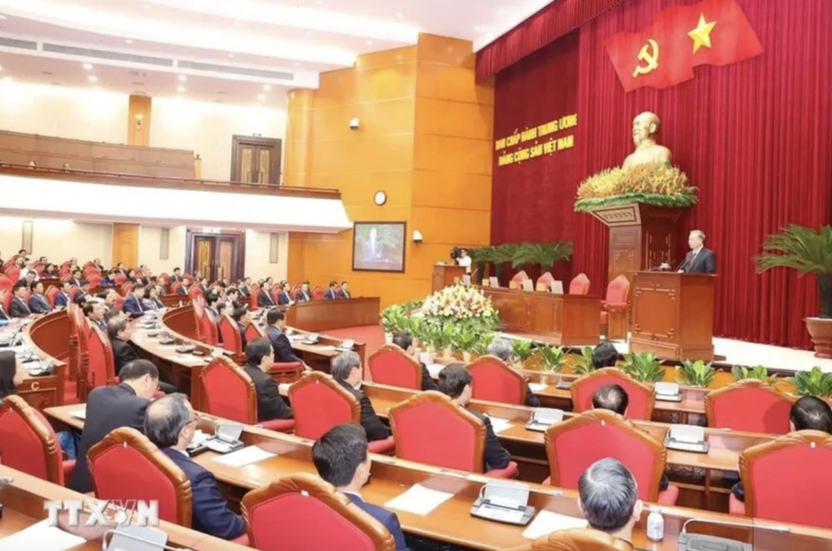 13th party central committee wraps up 10th session picture 1