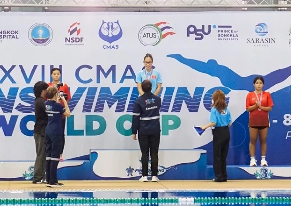 vietnamese swimmers secure three titles at thailand finswimming world cup picture 1