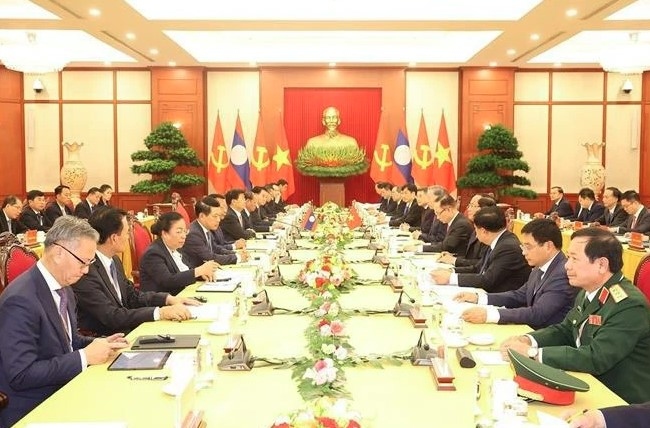 vietnam, laos issue joint statement picture 1