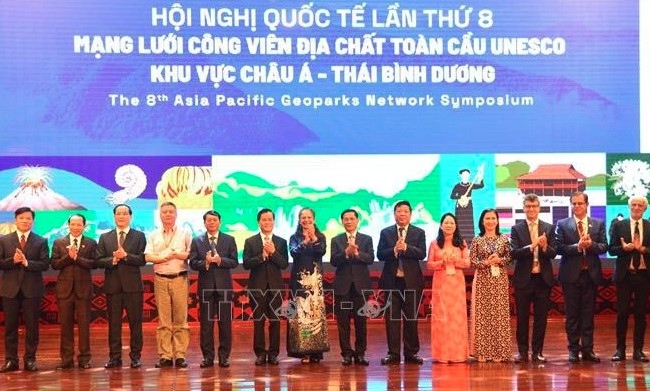 8th Asia Pacific Geoparks Network Symposium opens in Cao Bang