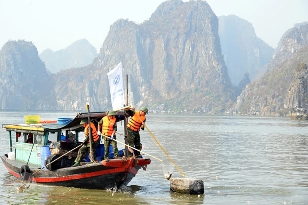 post-storm cleanup campaign in ha long bay launched picture 1