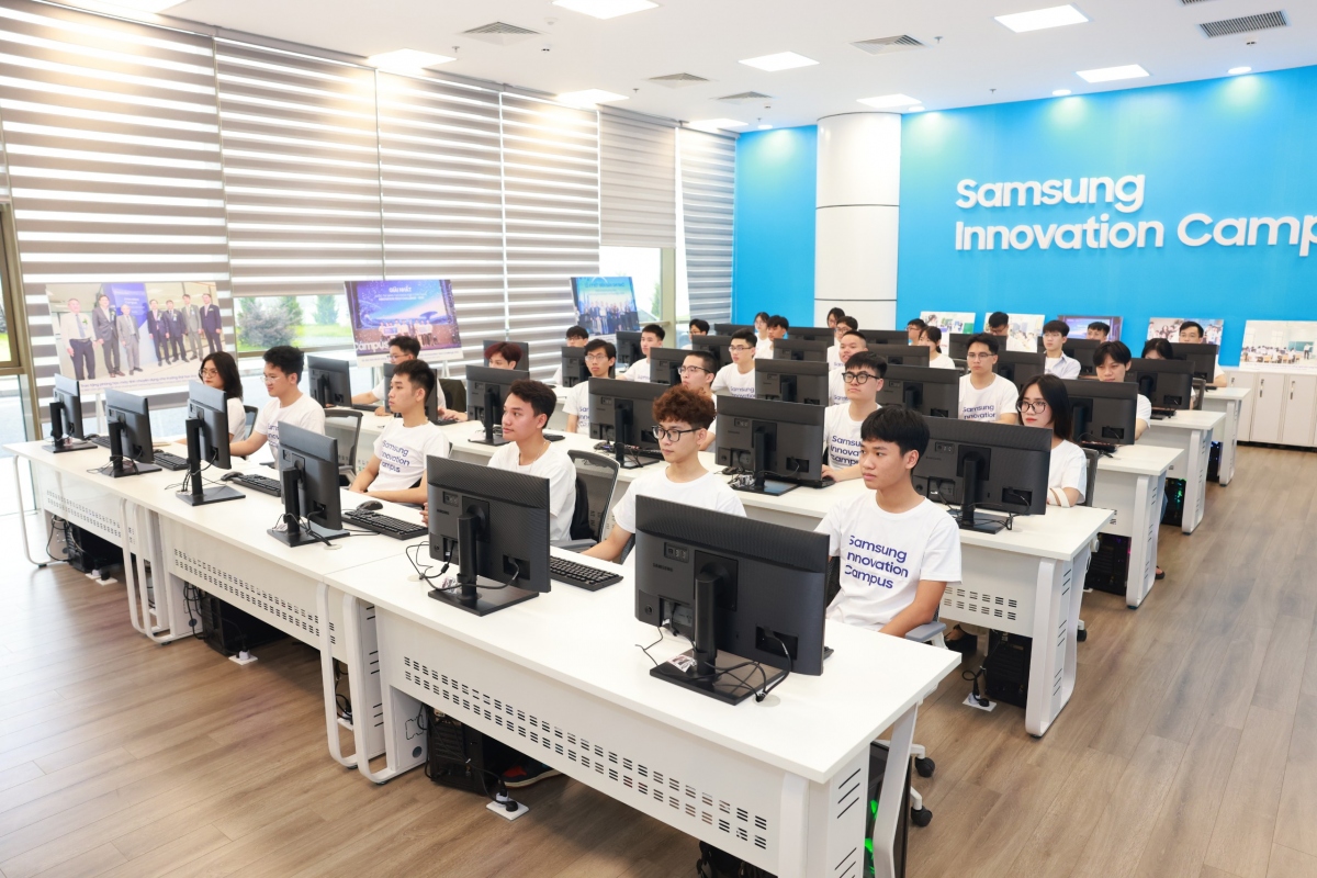 phổ cập khcn cho thế hệ trẻ - nhìn từ dự án samsung innovation campus hình ảnh 3 pho cap khcn cho the he tre - nhin tu du an samsung innovation campus hinh anh 3