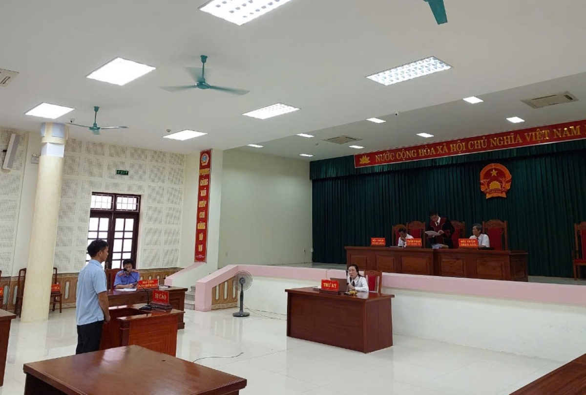 Hai Phó Giám đốc Trung tâm Đăng kiểm bị phạt tù vì tội Nhận hối lộ