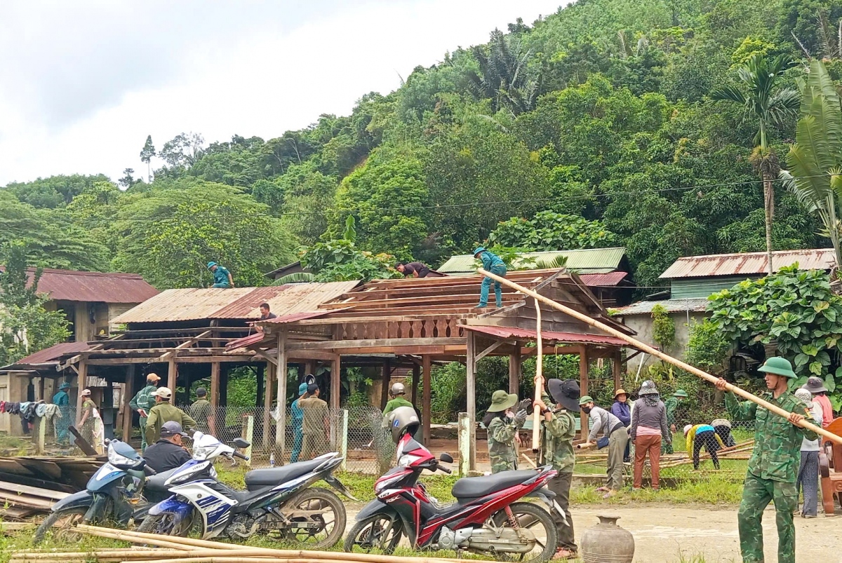 quang nam di doi nha cua, tai san nguoi dan lang sat lo den noi o tam hinh anh 1