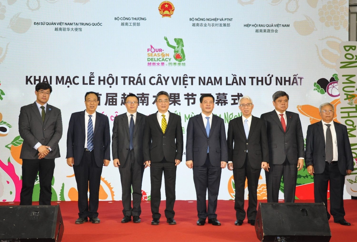 le hoi trai cay viet nam dau tien khai mac tai bac kinh hinh anh 2