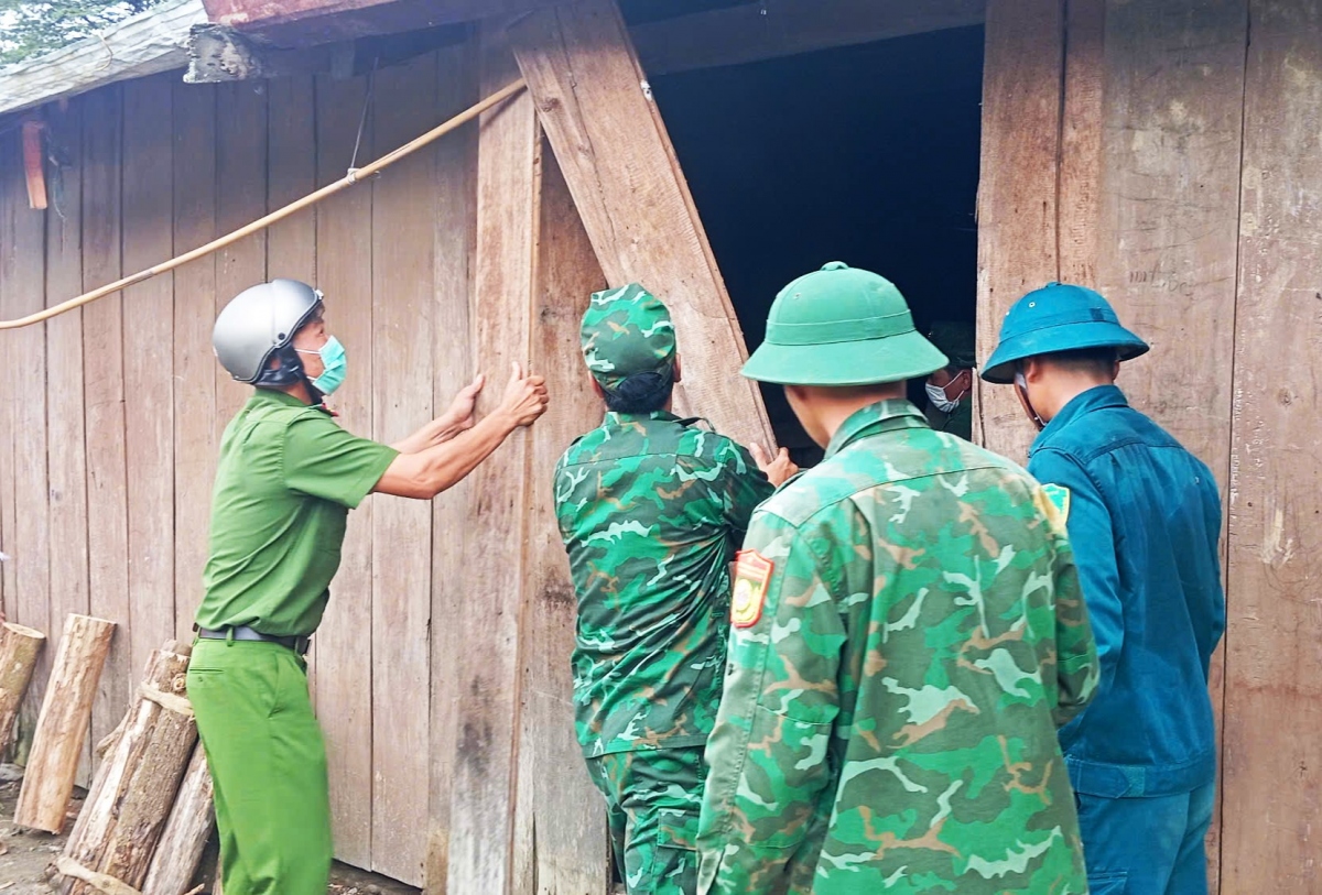 quang nam di doi nha cua, tai san nguoi dan lang sat lo den noi o tam hinh anh 2