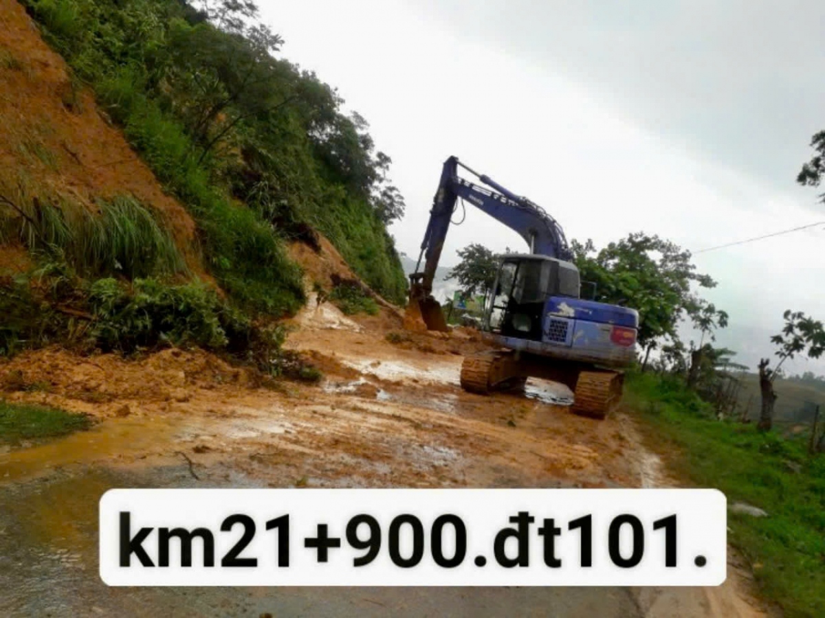 no luc khac phuc, dam bao giao thong tren cac tuyen duong o son la hinh anh 11