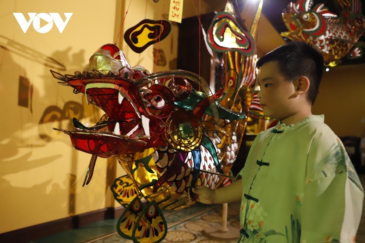 mid-autumn festival celebrations from bygone era re-enacted in hcm city picture 9