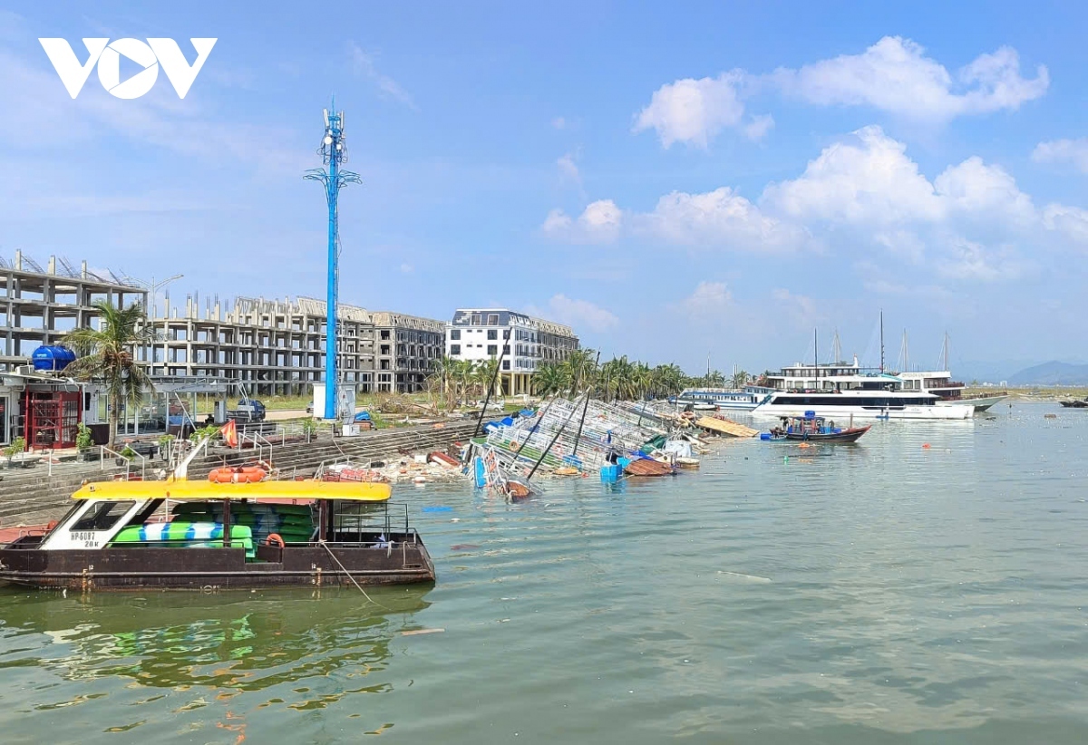 typhoon-hit quang ninh province recovers tourism industry picture 2