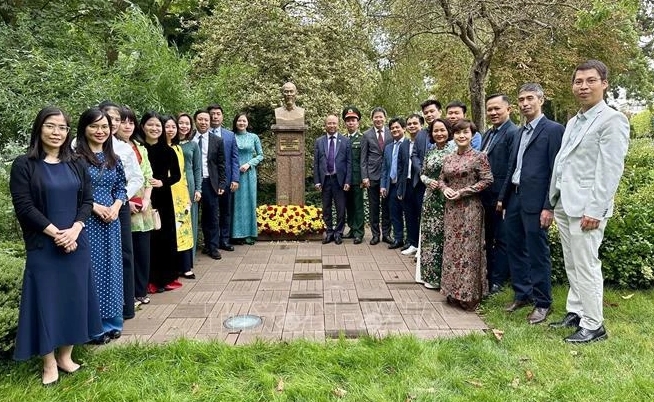 President Ho Chi Minh commemorated in France on National Day