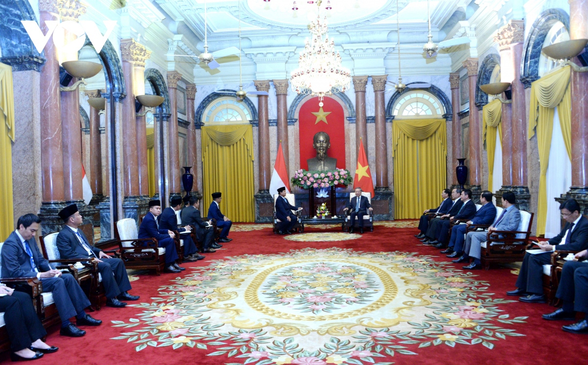 indonesia values its strategic partnership with vietnam president-elect subianto picture 3