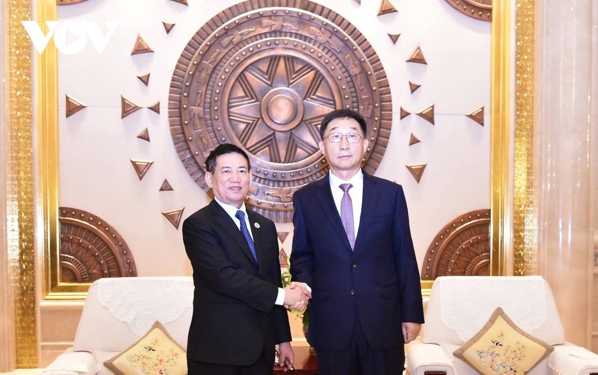 deputy pm encourages vietnam china local cooperation picture 1 deputy pm encourages vietnam china local cooperation picture 1