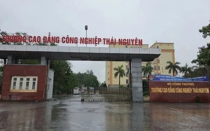 khan truong tim nguyen nhan khien mot so hoc sinh thai nguyen nhap vien hinh anh 1