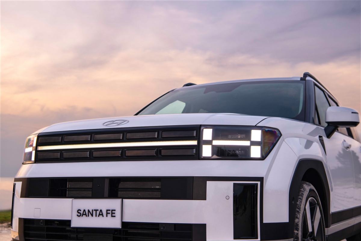 lựa chọn hyundai santa fe 2024 hay kia sorento, toyota fortuner, ford everest hình ảnh 5 lua chon hyundai santa fe 2024 hay kia sorento, toyota fortuner, ford everest hinh anh 5