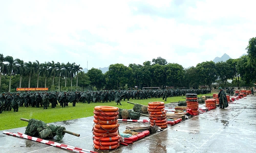 bac giang di doi khan cap 20 ho dan o chung cu xuong cap de tranh bao hinh anh 3